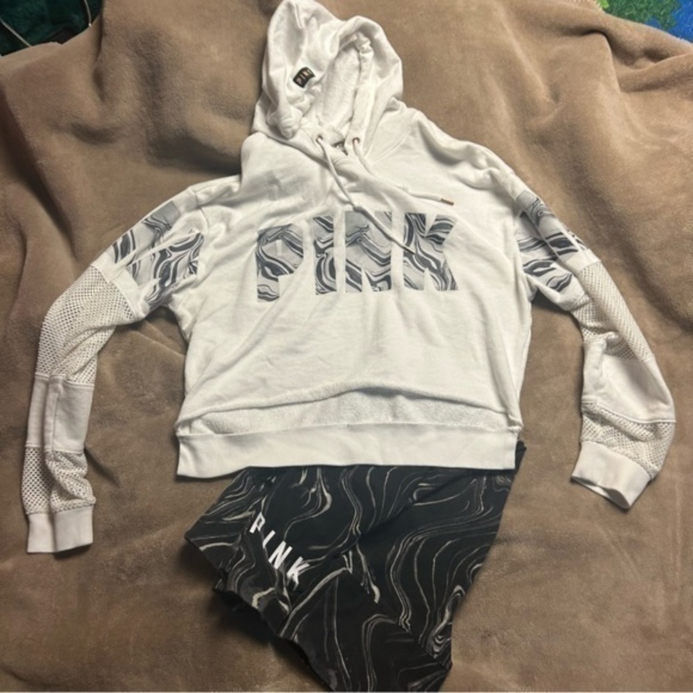 Pink Hoodie and Leggings Outfit
